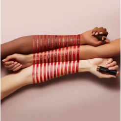 Lancome Lancôme L'Absolu Rouge Cream Lipstick 3,4 Gr. - 525 French Bisou -Makeup Revolution Salgsbutik lancome labsolu rouge cream lipstick 34 gr 525 french bisou 1719313241