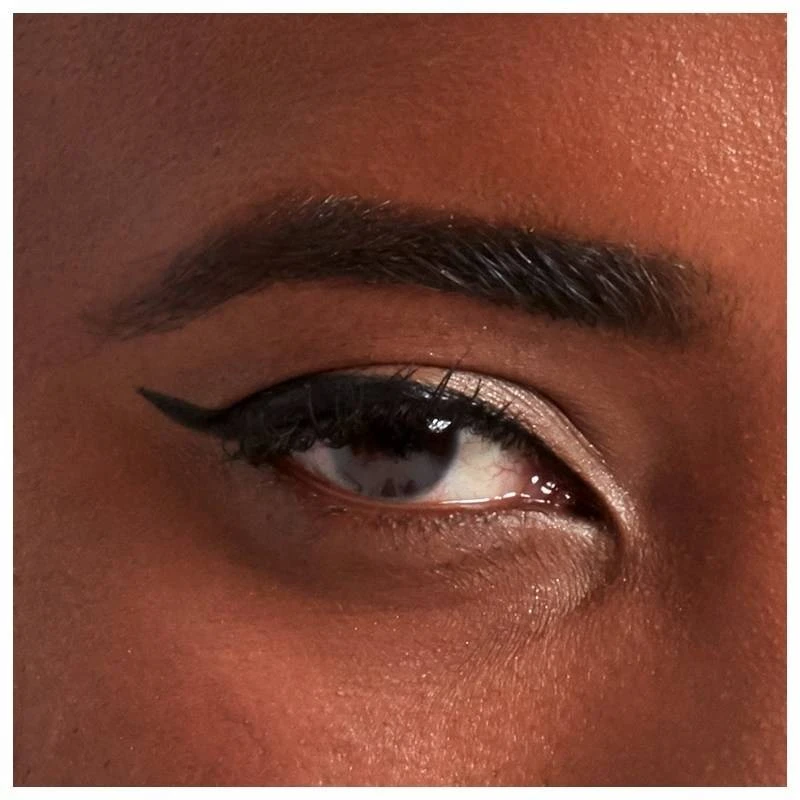 NYX Prof. Makeup Epic Wear Semi Permanent Liquid Liner 3,5 Ml - Black 5 NYX Prof. Makeup Epic Wear Semi Permanent Liquid Liner 3,5 Ml - Black - Billede 5
