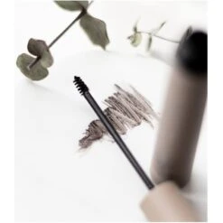 Sanzi Beauty Brow Styling Gel 6 Ml - Brown 8 Sanzi Beauty Brow Styling Gel 6 Ml - Brown -Makeup Revolution Salgsbutik sanzi beauty brow styling gel 6 ml brown 1652704724